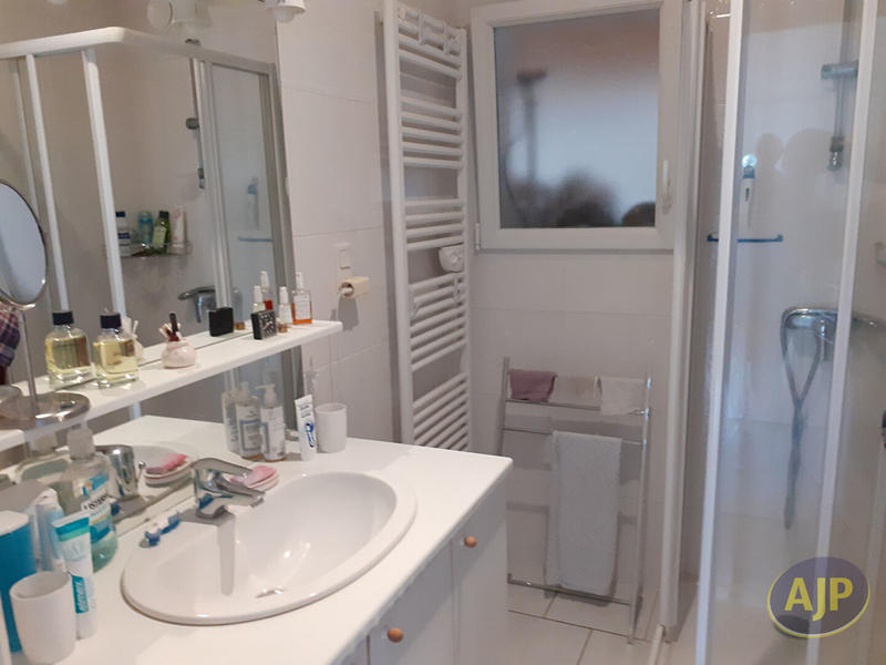 Maison - 101 m² - 5 pièces