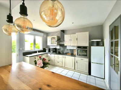 Maison - 107 m² - 6 pièces