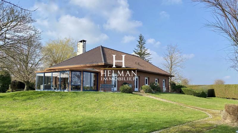 Maison - 145 m² - 7 pièces