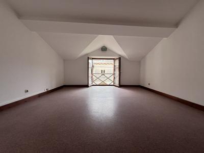 Bureau - 105 m² - 6 pièces