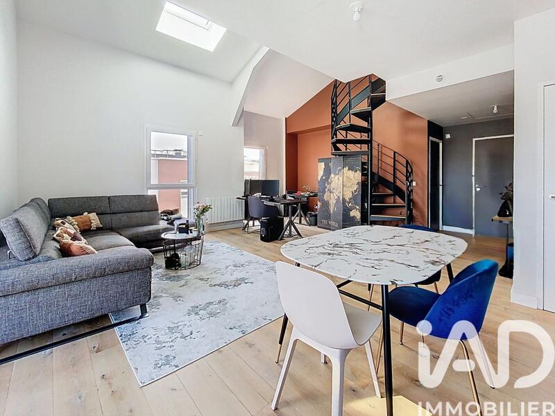 Duplex - 93 m² - 4 pièces