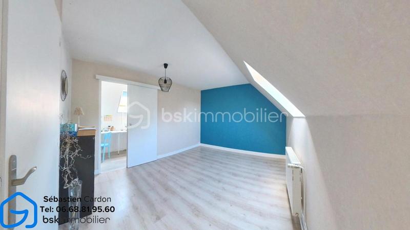 Pavillon - 100 m² - 5 pièces