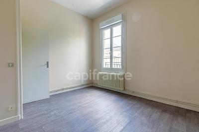 Immeuble - 270 m² - 12 pièces