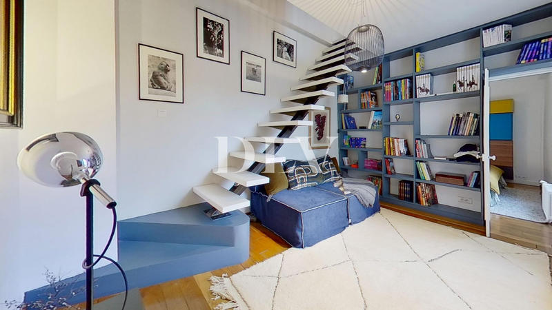 Appartement - 99 m² - 4 pièces