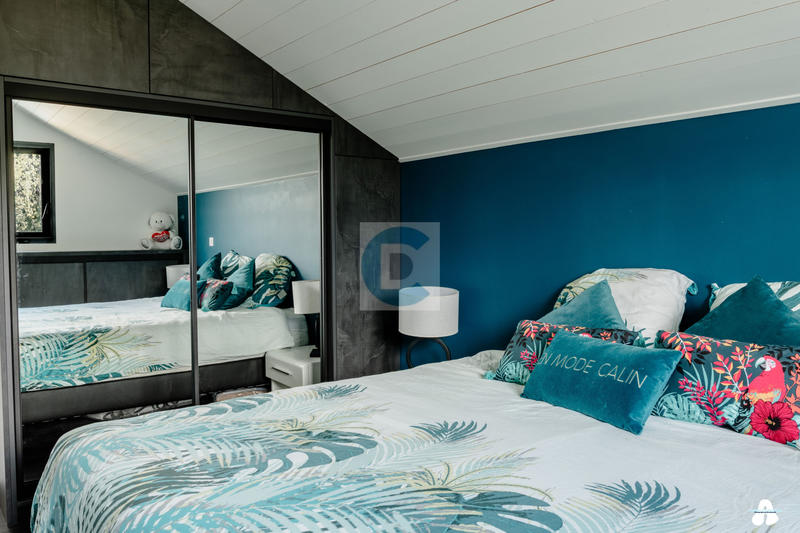 Maison - 96 m² - 5 pièces