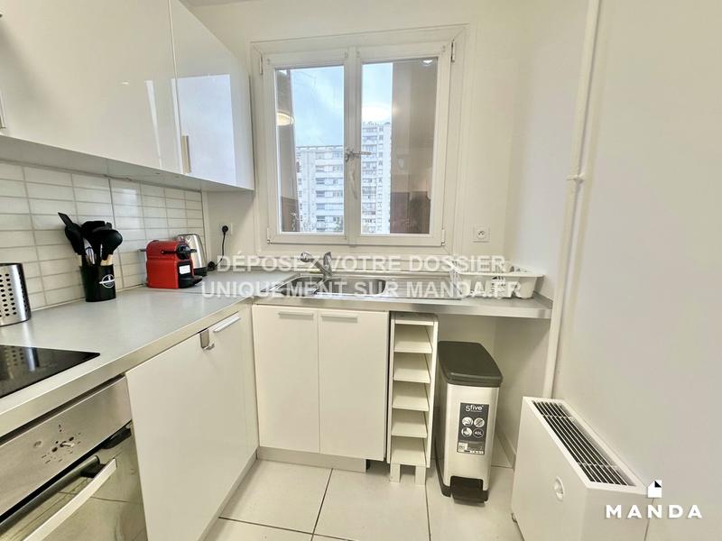 Chambre - 10 m² - 5 pièces