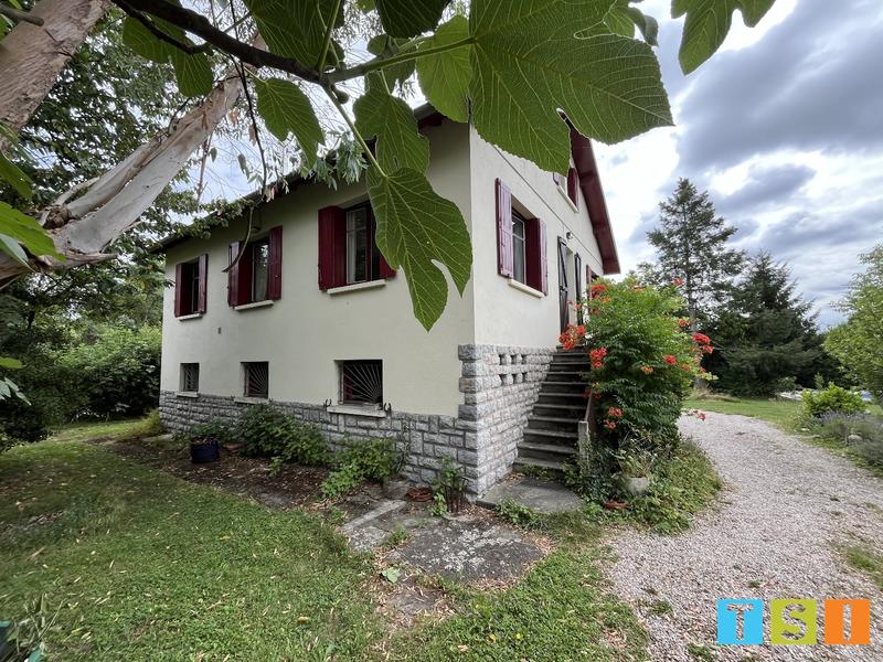 Maison - 170 m² - 8 pièces