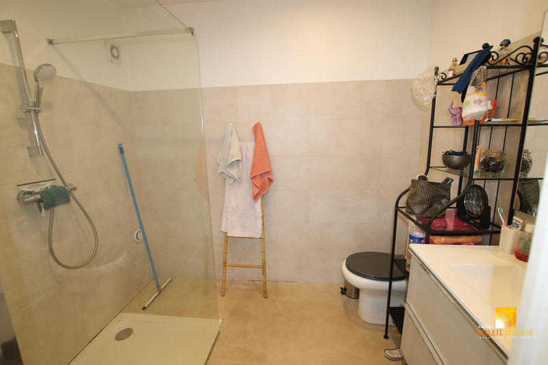 Villa - 265 m² - 8 pièces