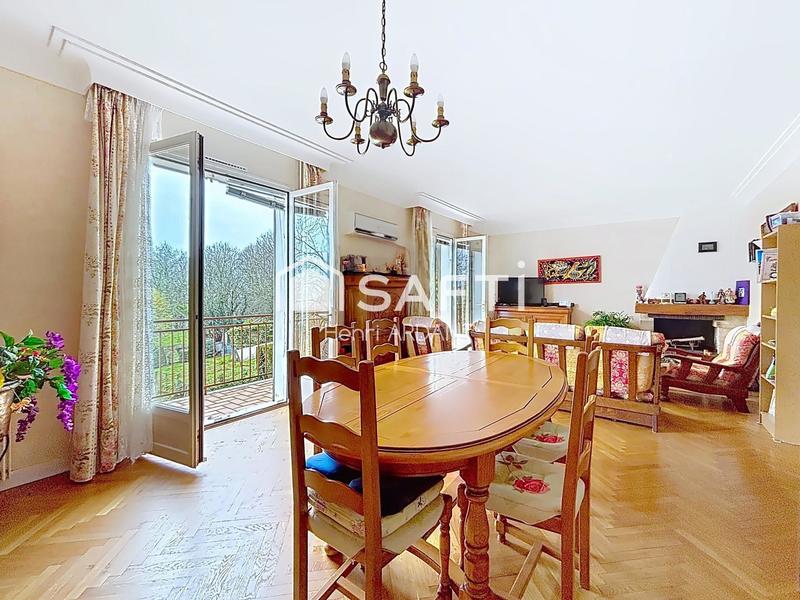 Maison - 134 m² - 6 pièces