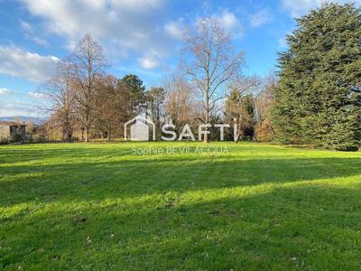 Maison - 388 m² - 10 pièces