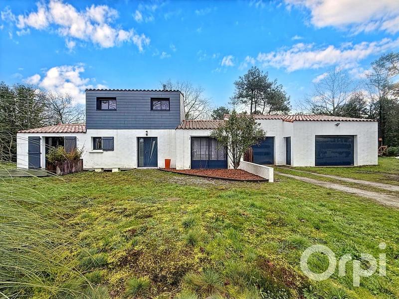 Maison - 120 m² - 4 pièces