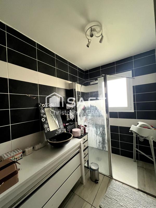 Maison - 75 m² - 4 pièces