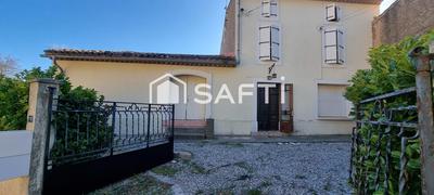 Maison - 240 m² - 7 pièces