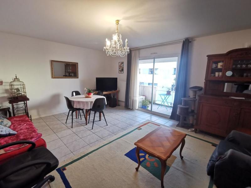Appartement - 67 m² - 3 pièces
