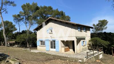 Maison - 98 m² - 5 pièces