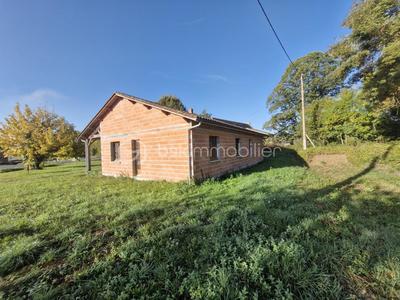 Maison traditionnelle - 117 m² - 4 pièces