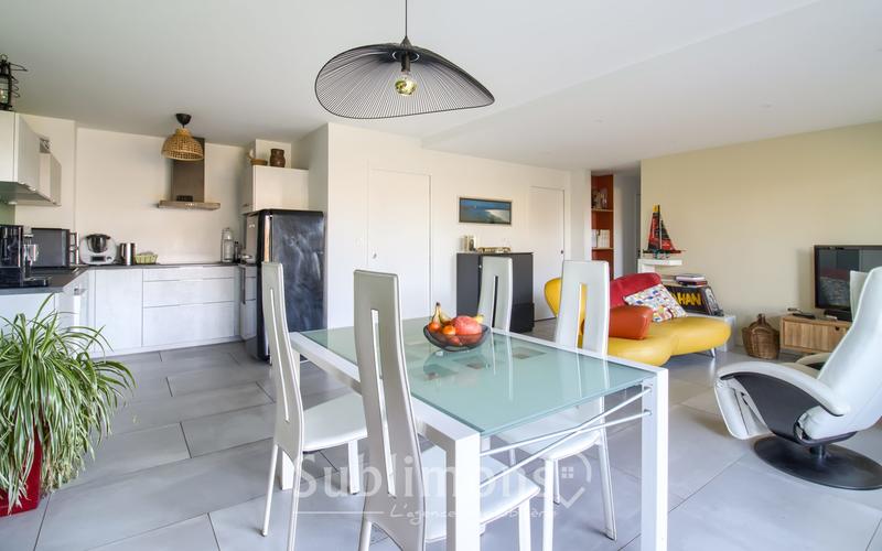 Appartement - 86 m² - 3 pièces