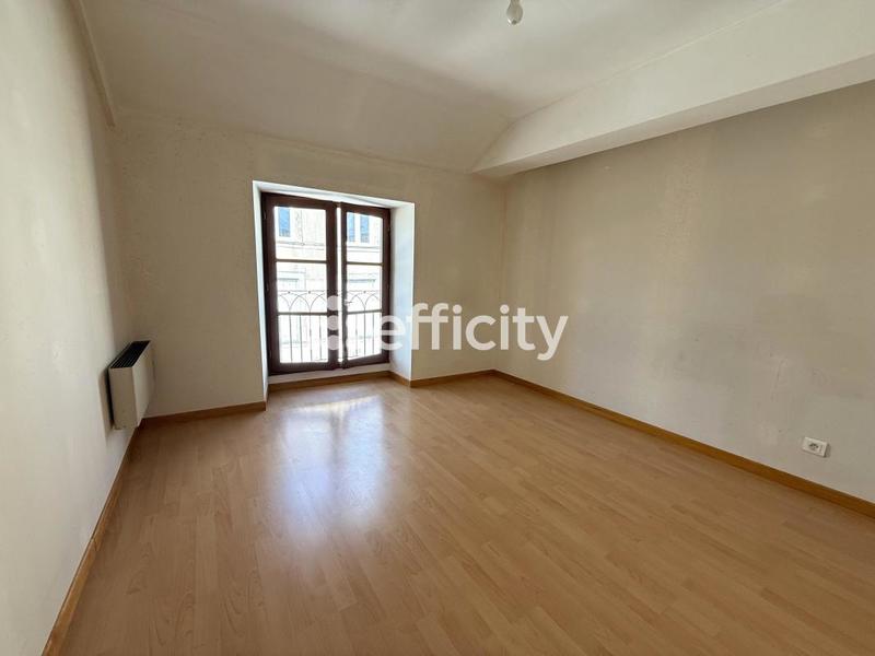 Appartement - 330 m² - 7 pièces