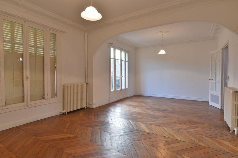 Maison - 220 m² - 8 pièces