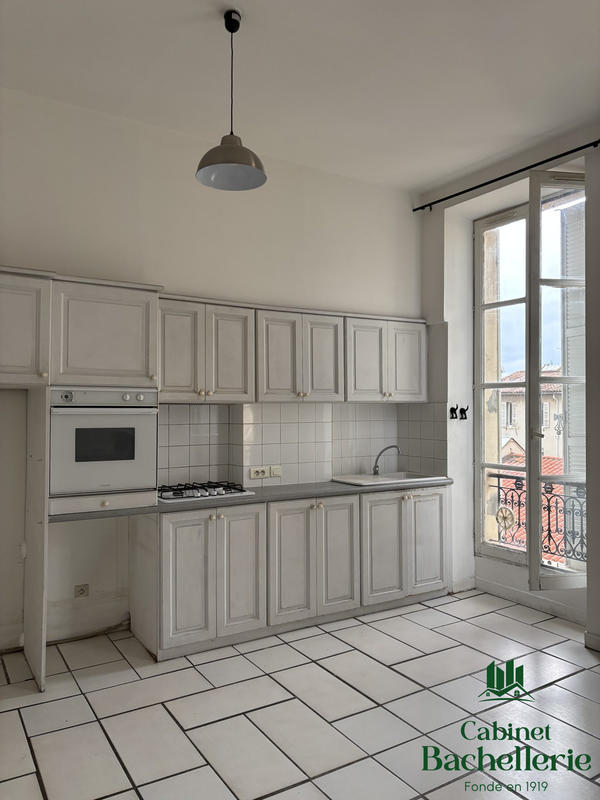Appartement - 57 m² - 3 pièces