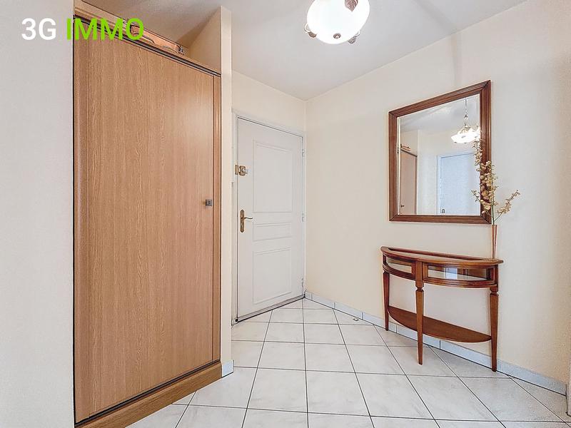 Appartement - 86 m² - 4 pièces