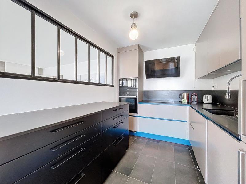 Appartement - 100 m² - 4 pièces