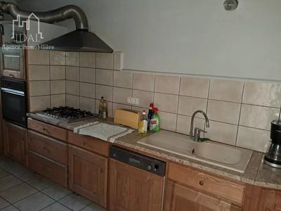 Maison - 226 m² - 12 pièces