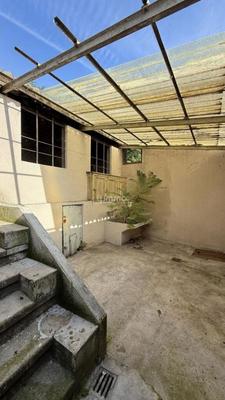 Immeuble - 155 m² - 9 pièces