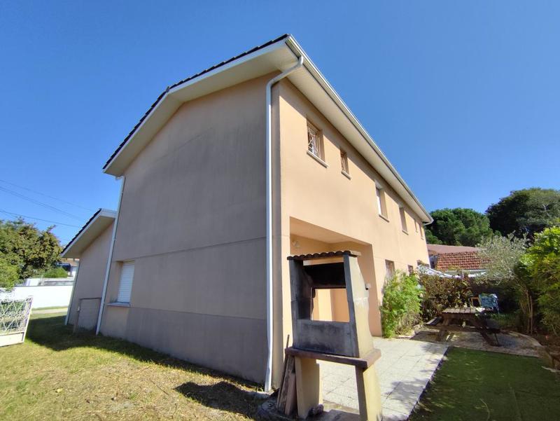 Maison - 95 m² - 6 pièces