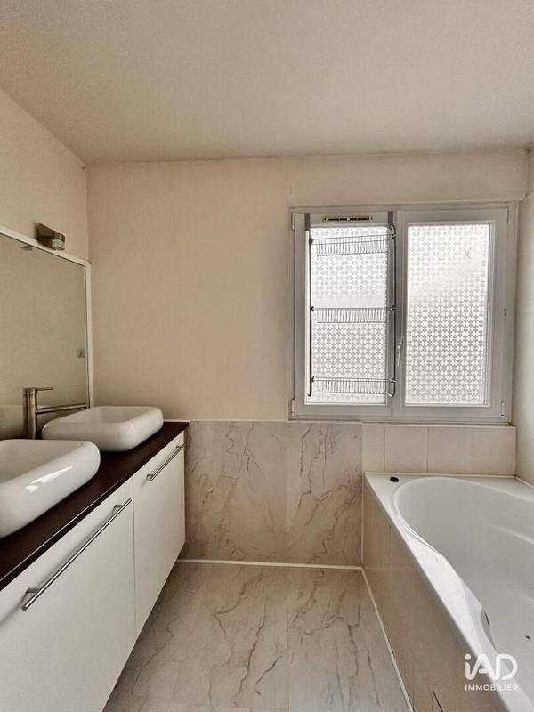 Appartement - 81 m² - 5 pièces