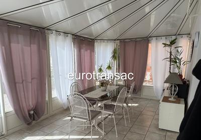 Maison - 85 m² - 3 pièces