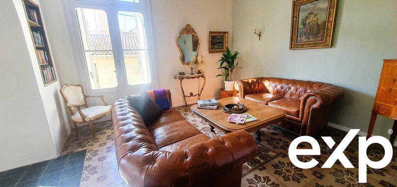 Maison - 430 m² - 18 pièces