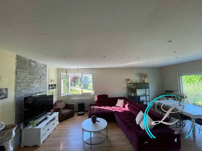 Maison - 140 m² - 6 pièces