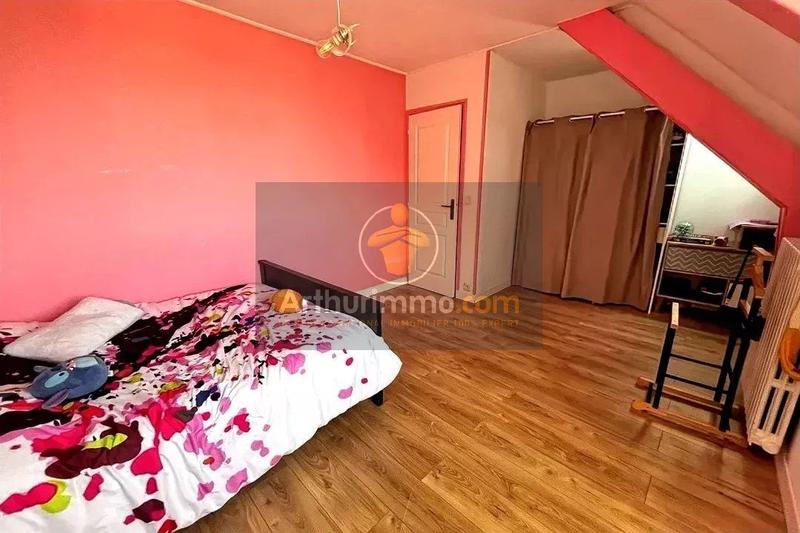 Maison - 160 m² - 8 pièces