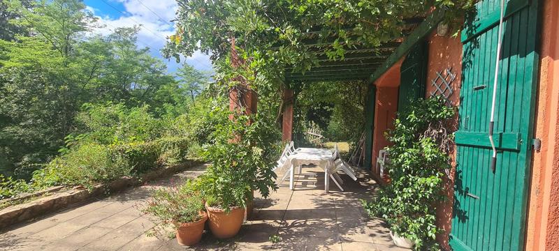 Maison - 274 m² - 10 pièces