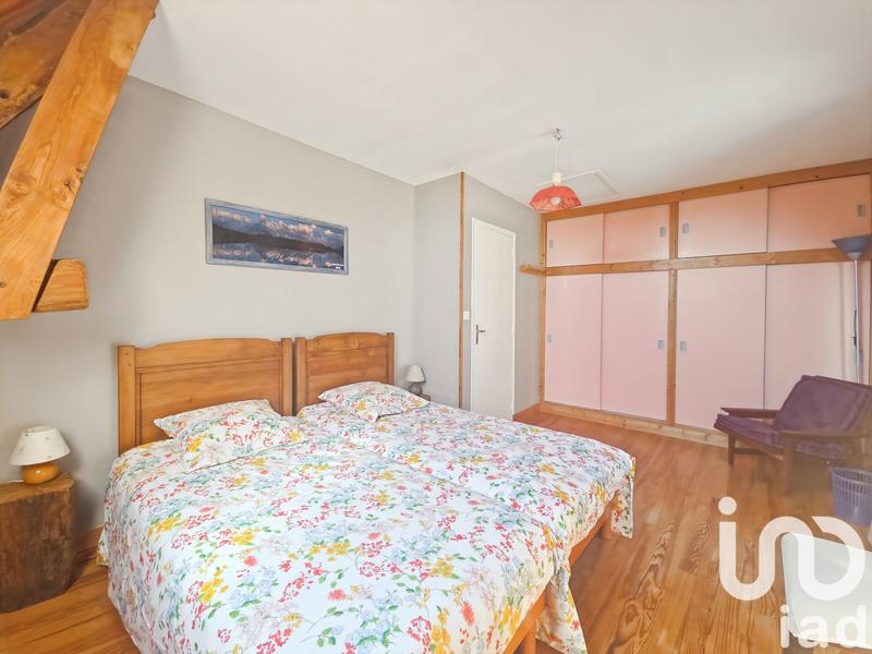 Maison - 207 m² - 10 pièces