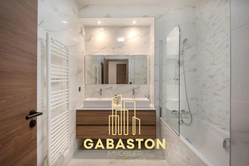 Appartement - 91 m² - 4 pièces