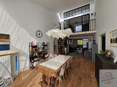 Appartement - 135 m² - 5 pièces