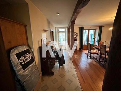 Maison de ville - 220 m² - 9 pièces