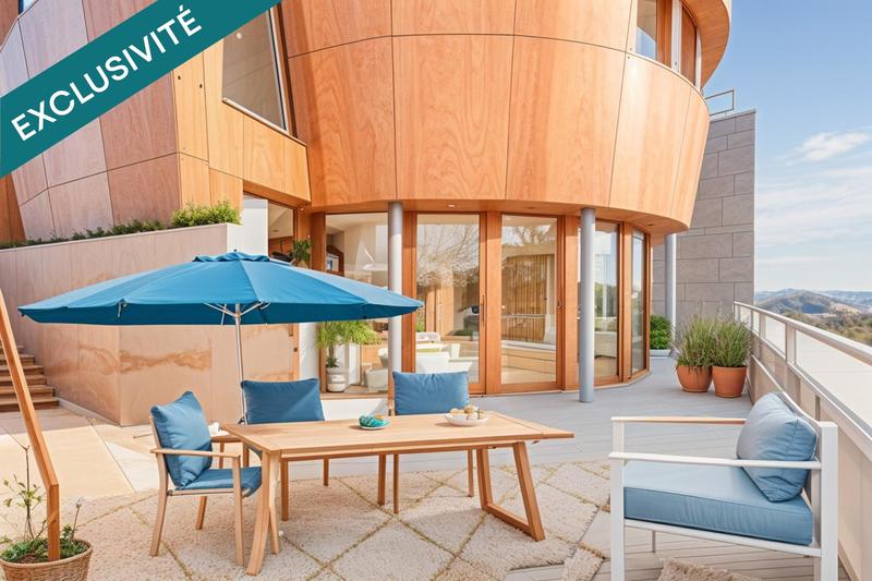 Appartement - 141 m² - 4 pièces