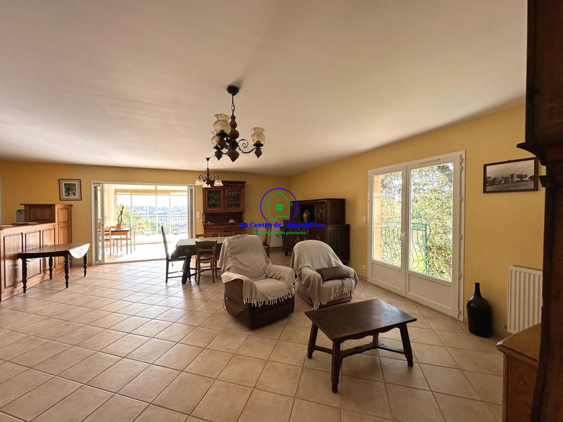 Maison - 150 m² - 5 pièces