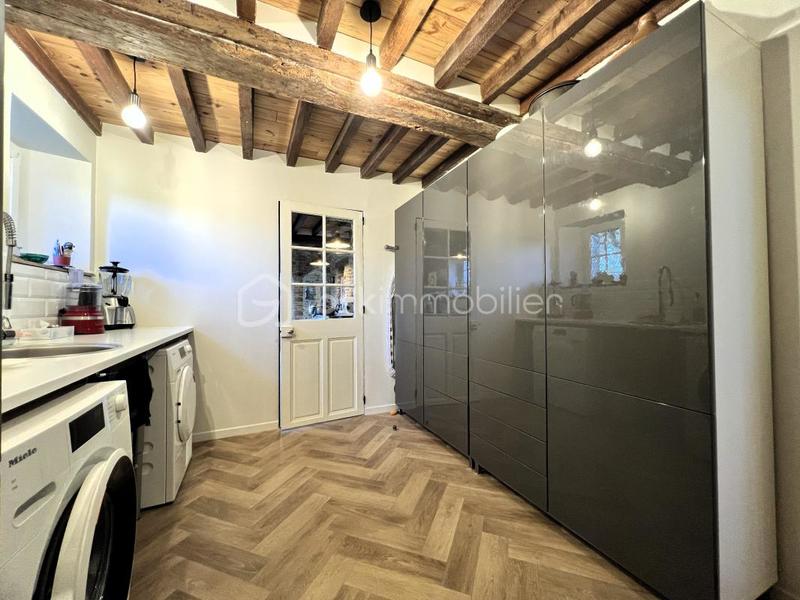 Propriété - 188 m² - 8 pièces