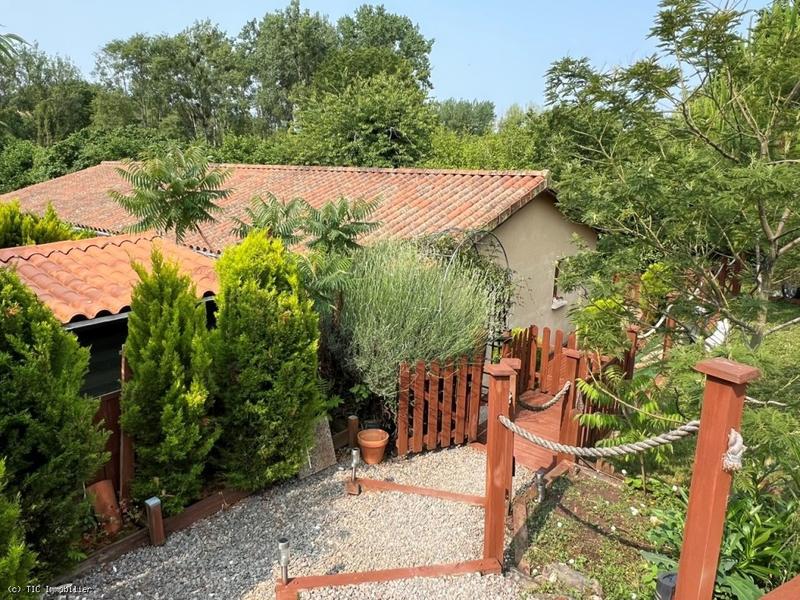 Maison - 97 m² - 3 pièces