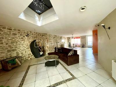 Maison de village - 245 m² - 9 pièces