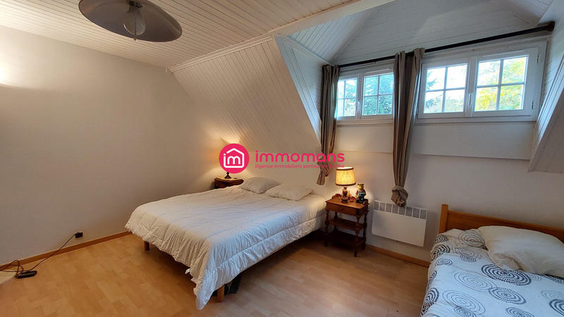 Maison - 137 m² - 5 pièces