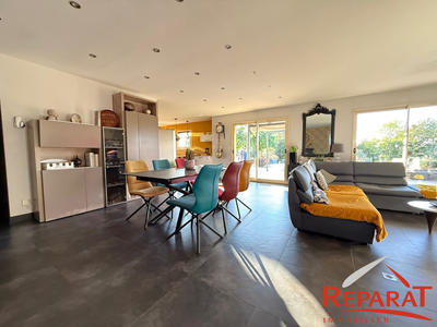 Maison - 141 m² - 5 pièces