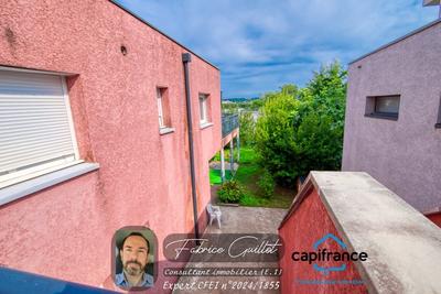 Maison - 241 m² - 7 pièces