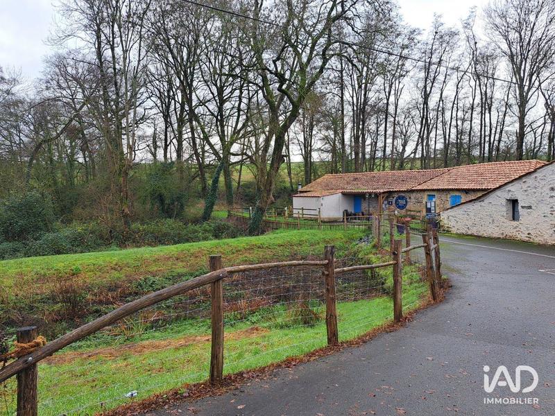 Local commercial - 248 m²