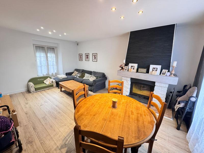 Maison ancienne - 103 m² - 6 pièces