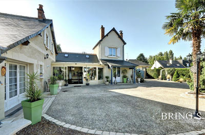 Maison - 188 m² - 8 pièces